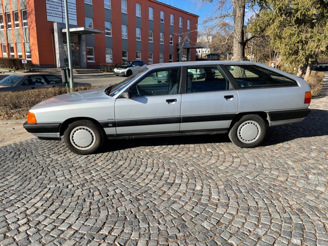 Audi 100 C3 Avant 