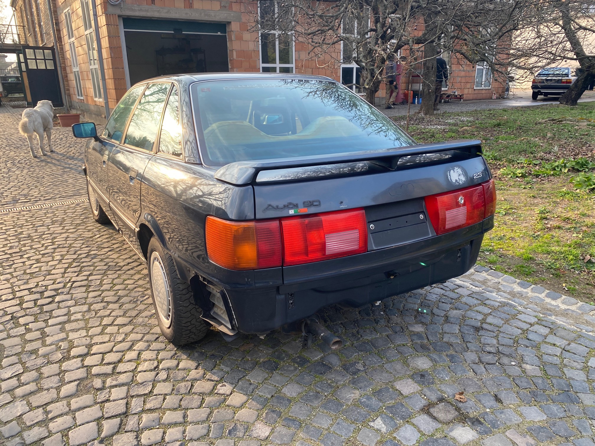 Audi 90