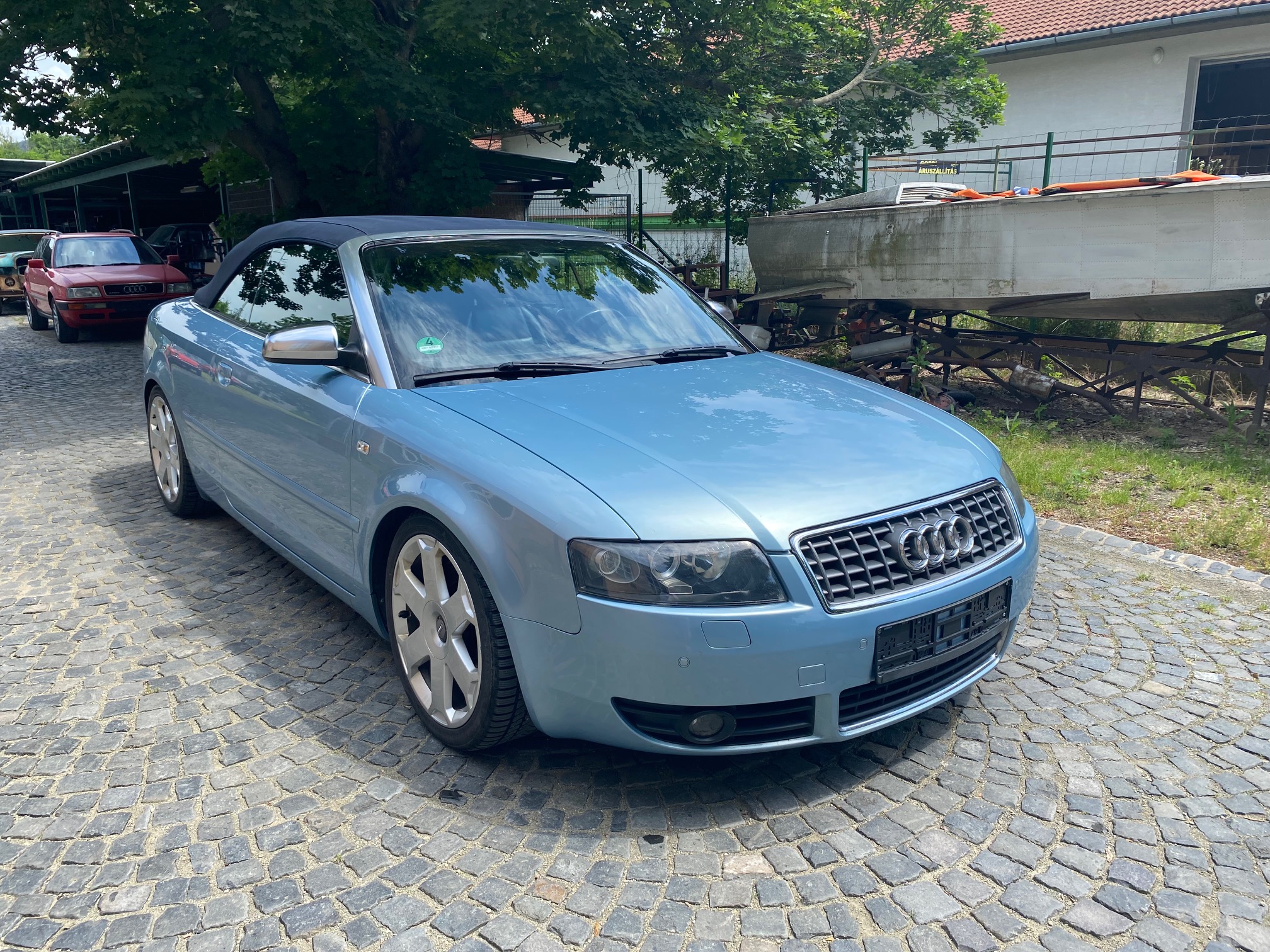 Audi S4 4.2 V8 quattro