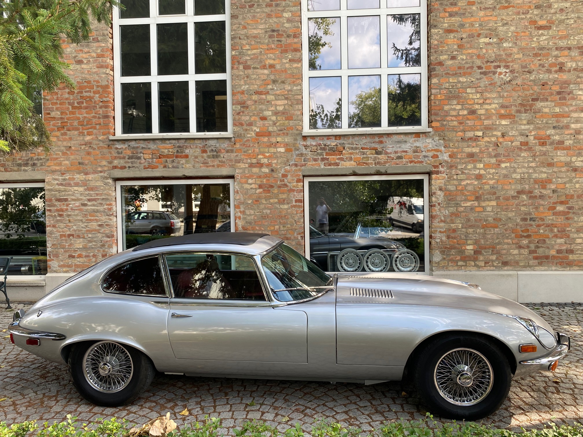 Jaguar E-Type S3 V12