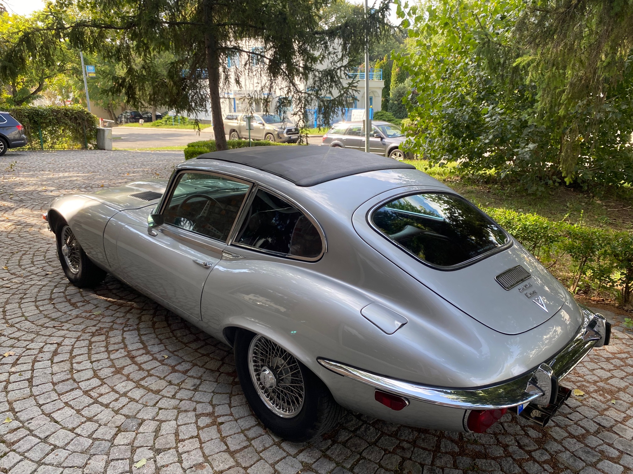 Jaguar E-Type S3 V12