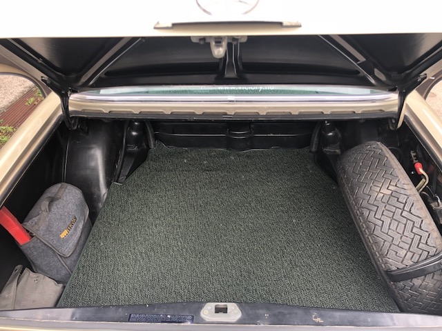 Mercedes Benz W108 280SE