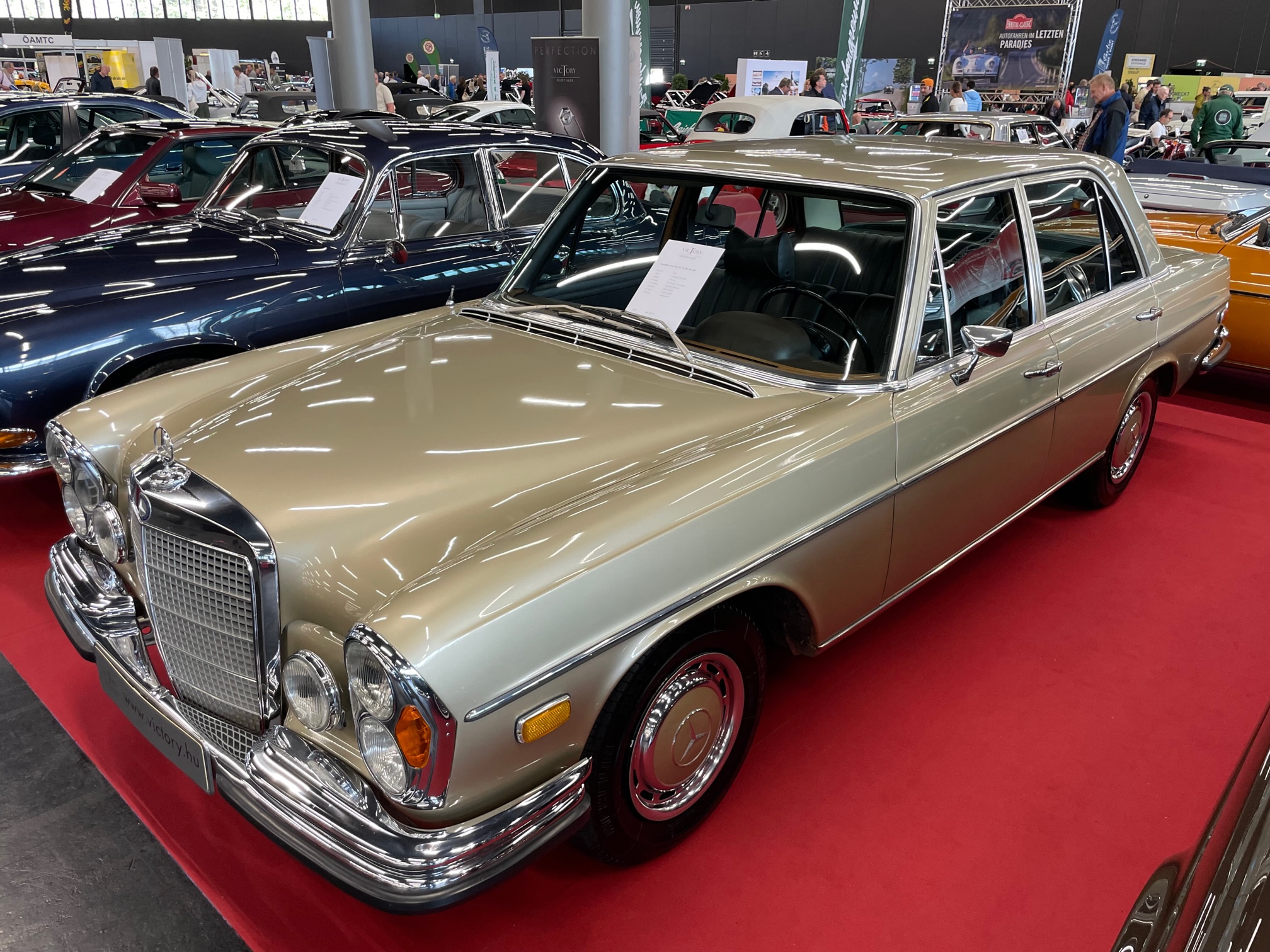 Mercedes Benz W108 280SE