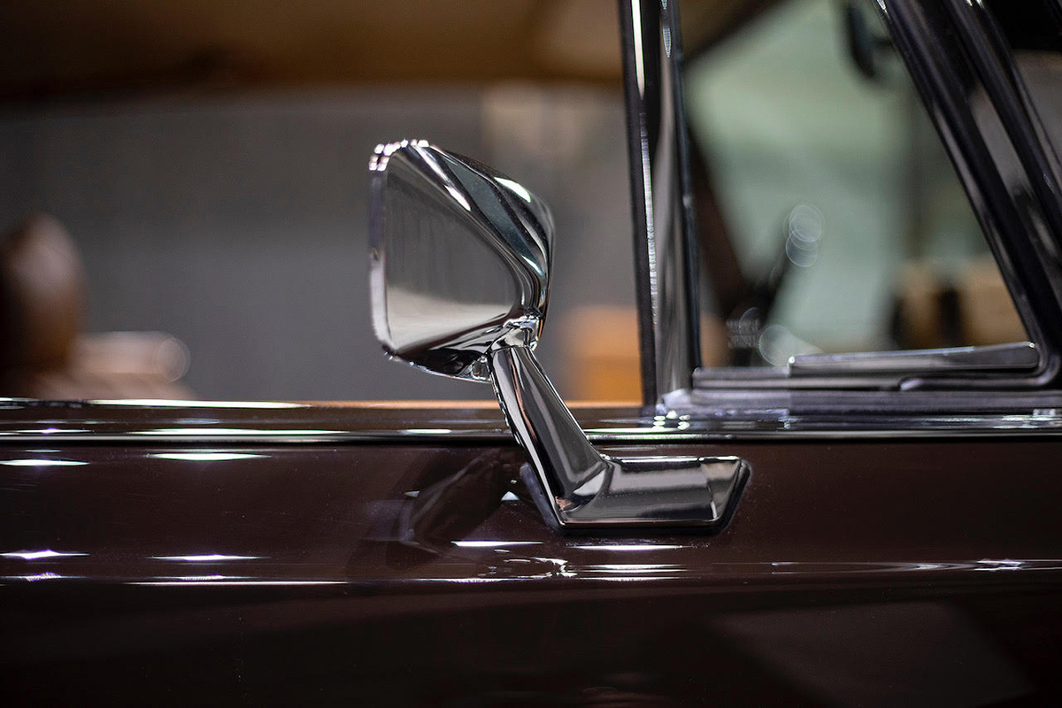 Mercedes Benz W111 280SE COUPE